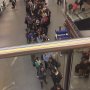 Drukte op Schiphol. 
