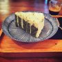 Green tea cake 🎂
#PChoogstraat #roundabdround #shesaiditwaswithlesssugar
