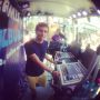 ROZE MAANDAG! 14.00 - 16.00 hoor je me op #kermisfm, met o.a de Bottom 40! Luisteren kan ook via 101TV!