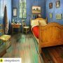 Heel tof. Het schilderij nagebouwd als kamer, en je kunt hem rb&b'en.

#Repost @designboom with @repostapp.
・・・
want to spend the night in van gogh's #bedroom? the art institute of #chicago has created a human-scale replica of the most iconic bedroom in the history of art, and put it up for rent on #airbnb. @artinstitutechi @Airbnb

see the project on #designboom.com/art #vangoghbnb