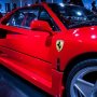 【東京オートサロン2017】Ferrari F40 Light weight 最初期に100台だけ作られた樹脂製スライドウィンドウ等を備える軽量バージョンだそうです 