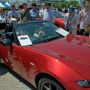 【LEVOLANT CARS MEET 2015】新型マツダ・ロードスター クルマの周りを取り囲む人の多さときたら・・・