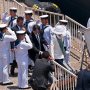 【横浜開港祭 護衛艦たかなみ一般公開】事前に何もそれらしい告知が無かった謎のVIPが11時半頃になって登場 これがあったから今回は午前と午後で仕切られたんだな 