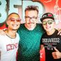 Alle rappers zeggen ja tegen een foto met Veenstra. #nietechtnatuurlijkmaarleekmewelgrappigalstekst