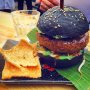Did my jury duty for today: tasted 12 burgers with IJsbrant, Job and Dana. This one won. Hopefully soon as a special on the menu of De Machinist. #food #burgers #debuikvanrotterdam