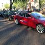 2 x tesla model S en 2 x tesla roadster op Johnny Jordaan Plein