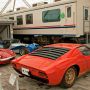 【魔方陣スーパーカーミュージアム】電車とクルマの取り合わせがなかなかシュールｗｗｗｗｗｗｗ
