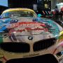 【ニコニコ超会議2015】横浜ゴムのブースでは2014年 SUPER GT GT300クラスでドライバーズタイトルを獲得した「グッドスマイル初音ミクZ4」が展示されています