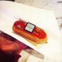 Somewhere between a bonbon and an eclaire: coffee, caramel salted 🇫🇷
#eclaireeclaire #sweetsformysweet #patisserie