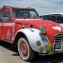 【オートジャンボリー2015】旧車の中に痛車が紛れていたでござる → シトロエン2CV このクルマ以前、お台場の痛車イベで見たわｗ