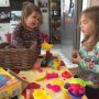M. En I. En Play-Doh