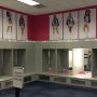 Kleedkamer van de cheerleaders van de Comboys. 