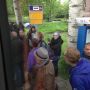 Wat een bende maakt @NS_online er van. Bussen beloven die gewoon niet komen. Maar ik zit. 