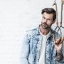 Casual Friday. 
Uit de Wendy Gezond van deze maand. Fotografie: @moonjansenfotografie @wendyonlinenl #Beweeg #vondelgym2